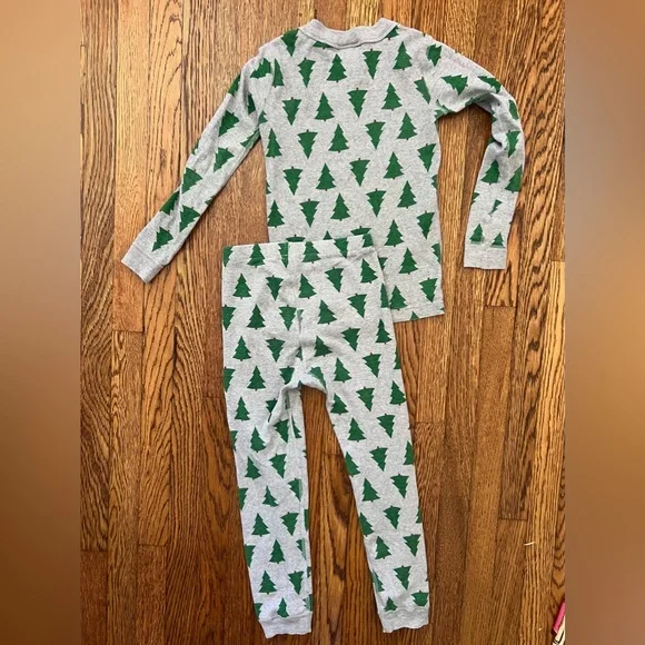 Hanna Andersson Trees pjs - Picture 2 of 10